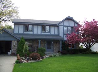 8216 43rd Ave, Kenosha, WI 53142