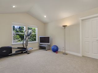 3821 Lincoln Ave NE, Renton, WA 98056