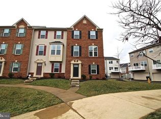 6990 Kona Dr, Gainesville, VA 20155