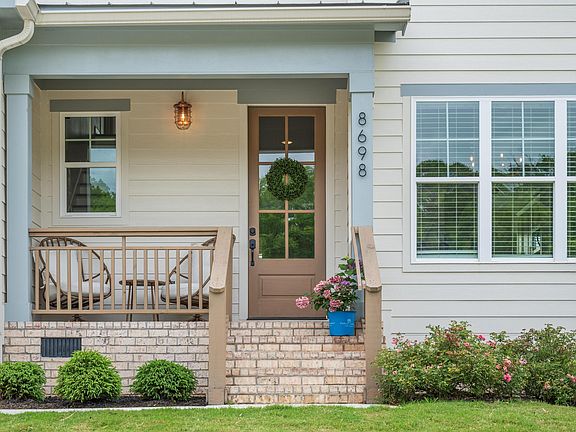 3rd image of 8698 Woodbury Acre Ct