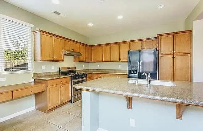 7410 E Ramona Way — Photo 4