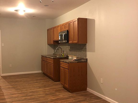 5th image of 3634 N 15th St #1