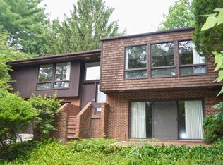 303 Neil St, Blacksburg, VA