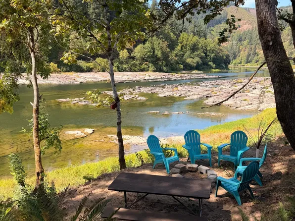 23544 State Highway 38, Elkton, OR 97436