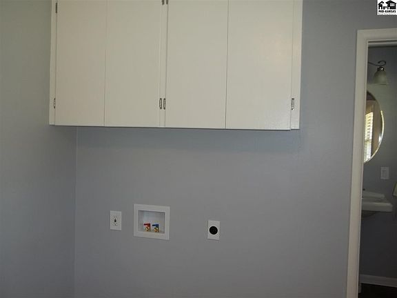 4th image of 16 James Way