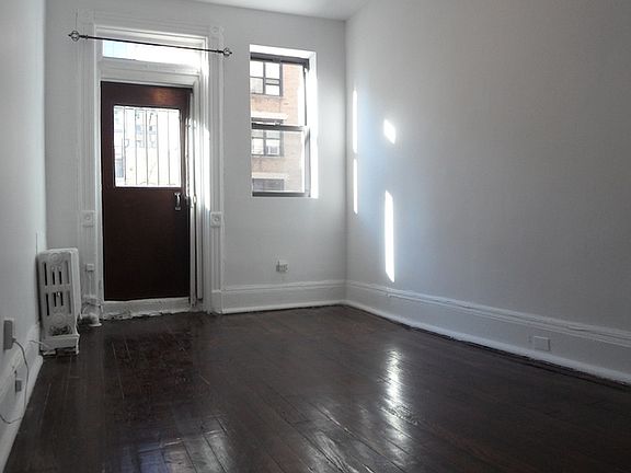 2nd image of 274 W 71st St APT 8