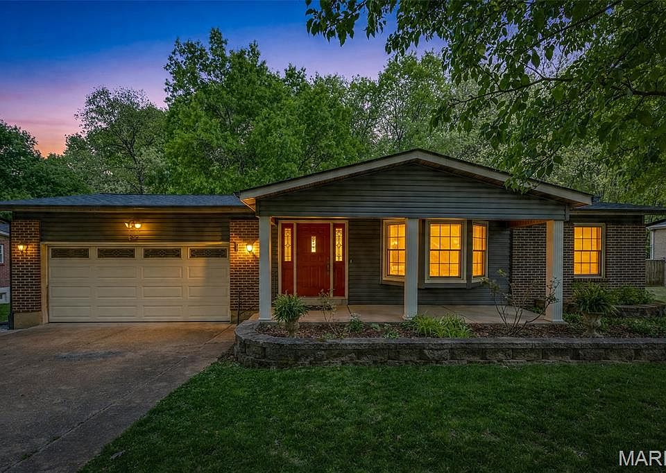 1st image of 5170 Darkmoor Ln