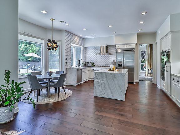 2nd image of 31828 Saddletree Dr