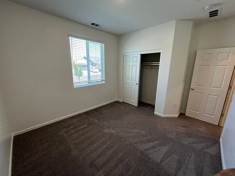 2240 S Lebec St — Photo 13
