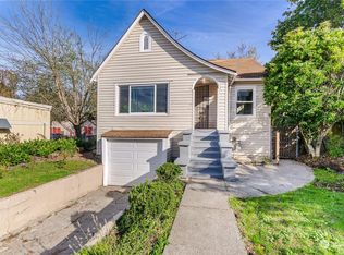 548 28th Ave, Seattle, WA 98122