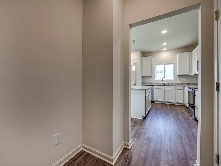 3008 Aiken Back Ln — Photo 37