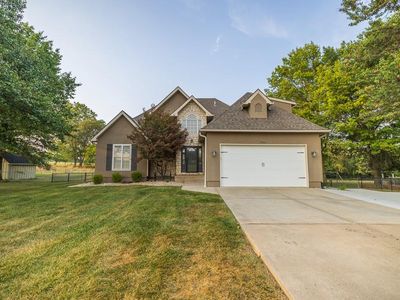 3006 Twin Pines Dr, Harrisonville, MO, 64701