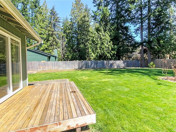 5th image of 13303 140th Ave NW