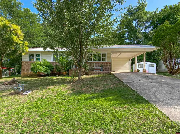 504 Oak St, Yellville, AR 72687