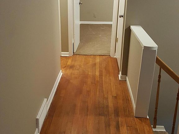 5th image of 7762 Broadwyn Dr