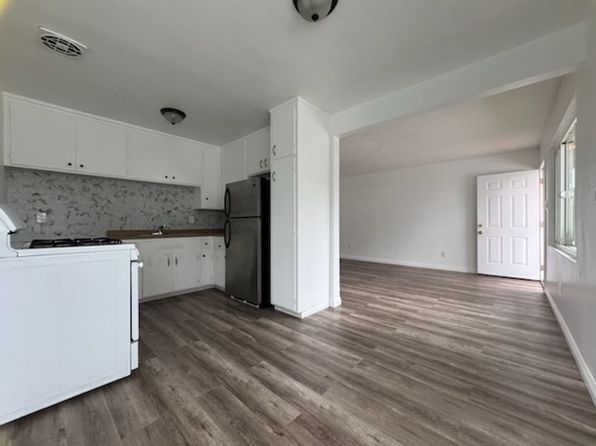 2612-2616 Hornblend St #2614