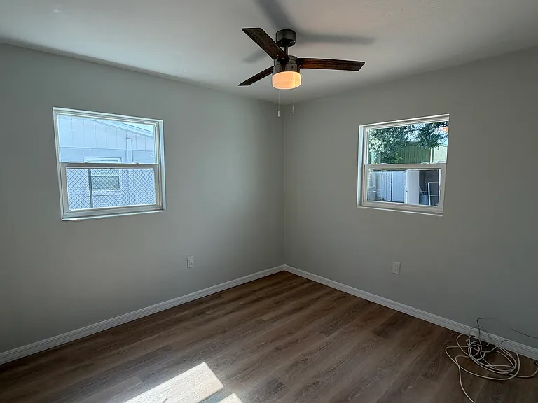 2268 Palmwood Dr #B — Photo 10