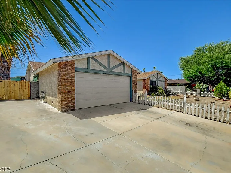 804 Glen Abbey Cir — Photo 63