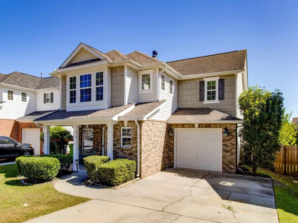 823 Spears Dr, Elgin, SC 29045