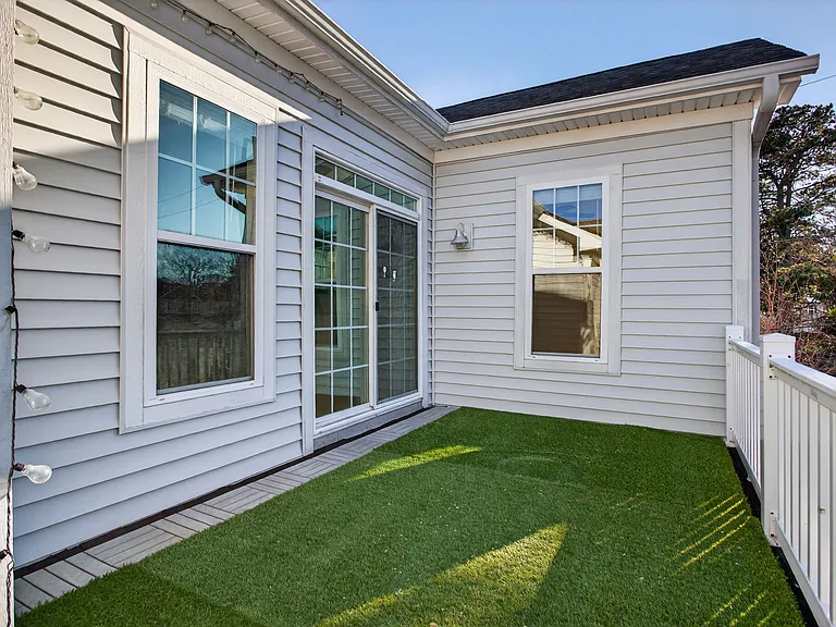 8141 Highland St — Photo 12