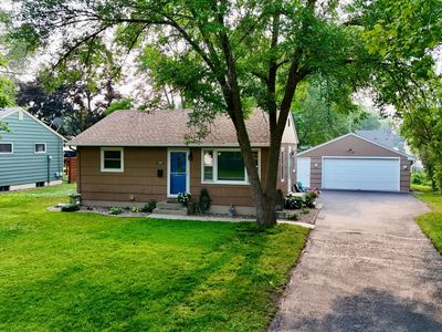 742 Shumway St S, Shakopee, MN, 55379