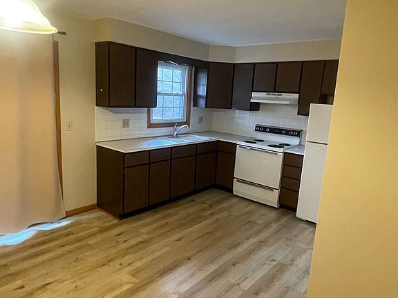 5th image of 1318 Stevenson Rd