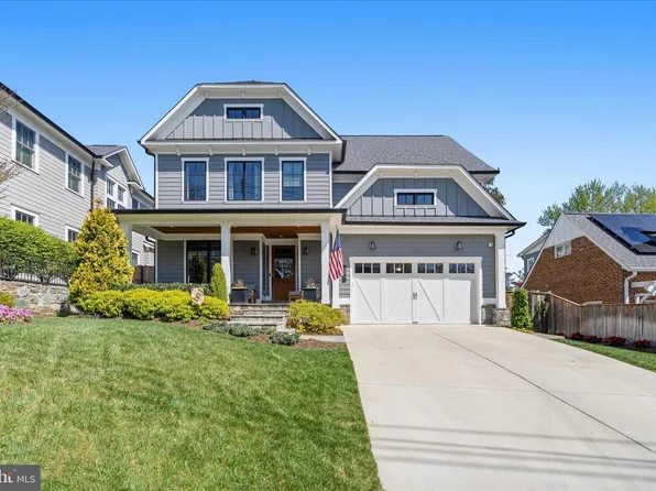 3307 Cummings Ln, Chevy Chase, MD 20815