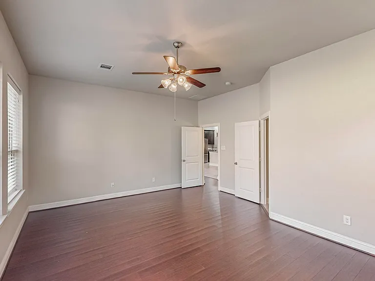 6723 Capistrano St — Photo 18