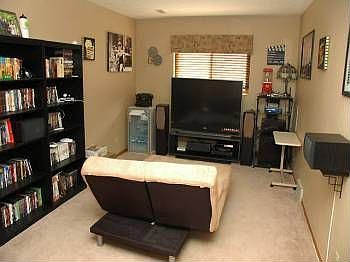 4th image of 2305 Corn Dr