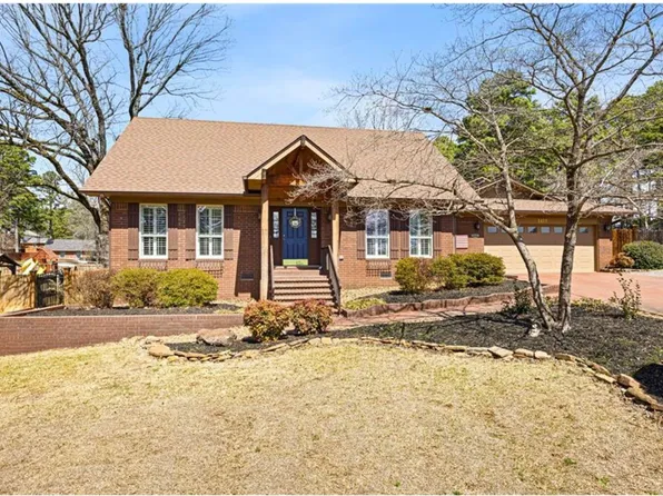 1418 Shalimar Cir, Russellville, AR 72802