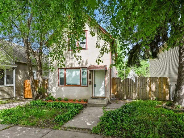 1242 Woodbridge St, Saint Paul, MN 55117