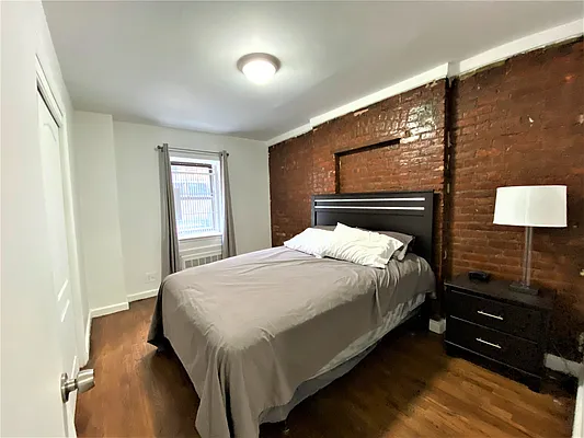 Rented by Douglas Elliman | media 13