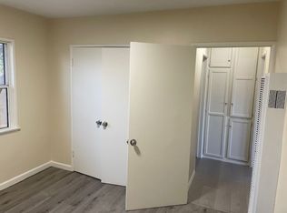 11419-11421 New Hampshire Ave Unitan, Los Angeles, CA 90044