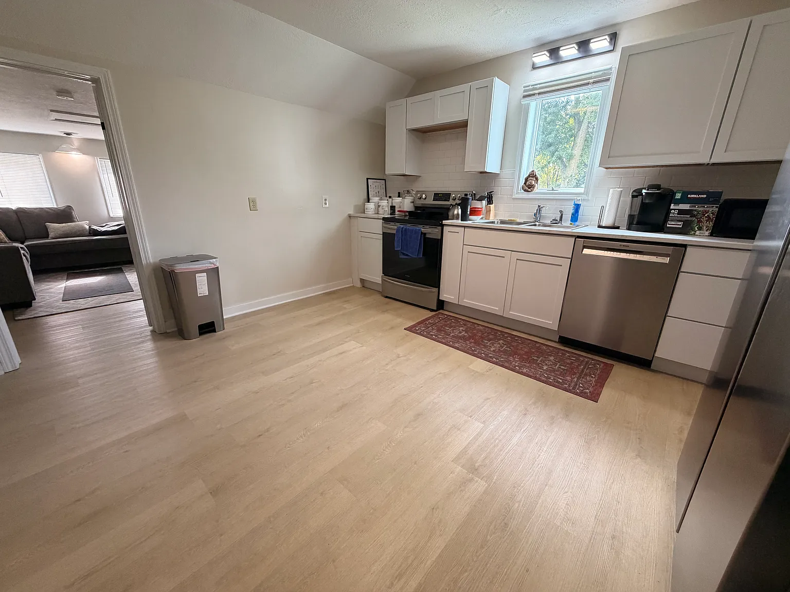 2 bed, 750 sqft, $1,295 — Photo 3
