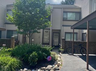 20830 Taft Rd, Northville, MI 48167