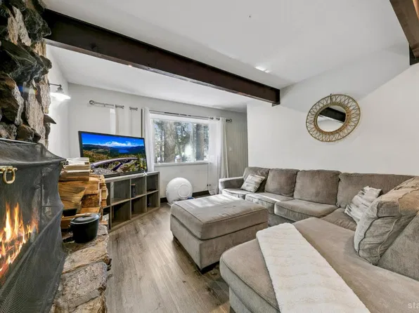 3814 Paradise Ave, South Lake Tahoe, CA 96150