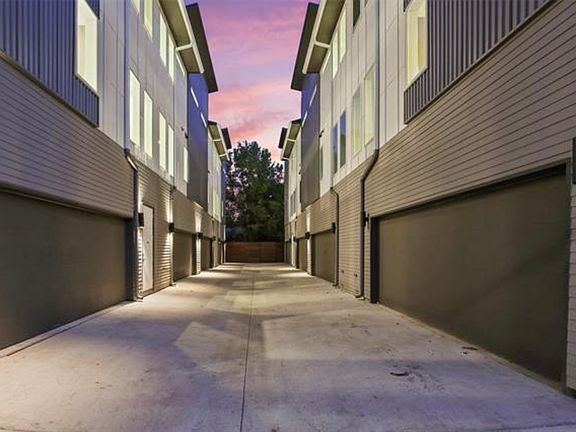 2nd image of 4730 Manett St #103