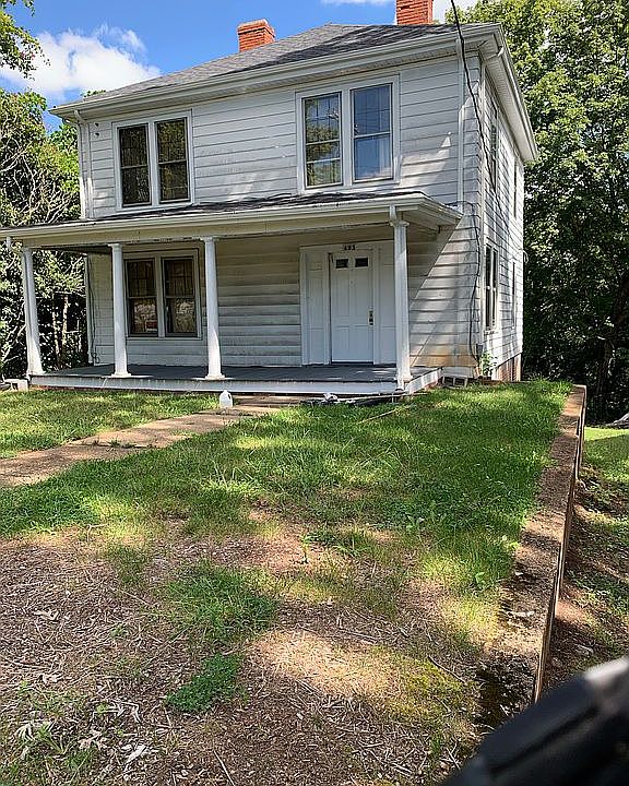 1st image of 403 Forest St