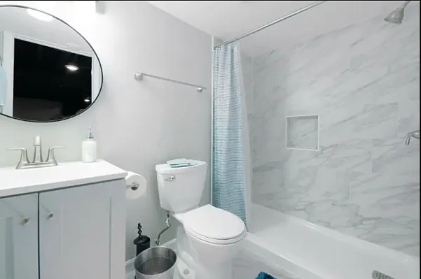 734 Barry Ave — Photo 10