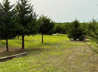 34 Fleetwood Dr, Linn Valley, KS 66040