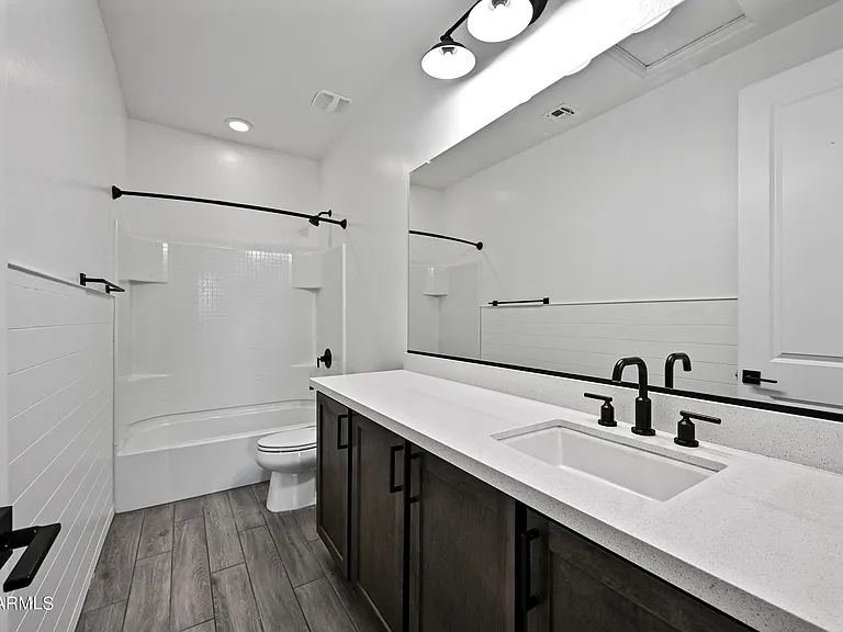 13360 W Briles Rd — Photo 37