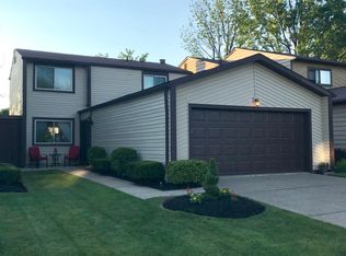 7139 Rippling Brook Ln, Mentor, OH 44060