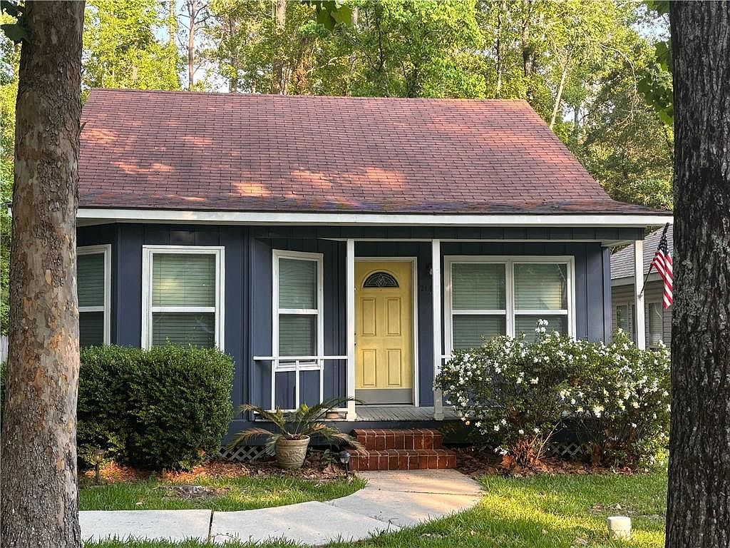 2141 Dupre St, Mandeville, LA 70448 MLS 2447357 Zillow