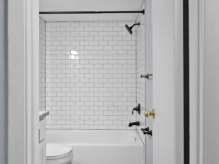 Ridge Manor Apartments — Photo 29