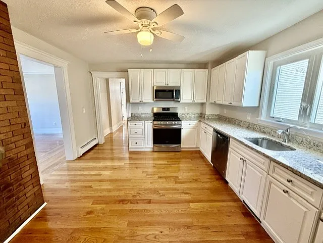 2 bed, 9999 sqft, $2,800 — Photo 4