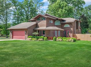30090 Persimmon Dr, Westlake, OH 44145