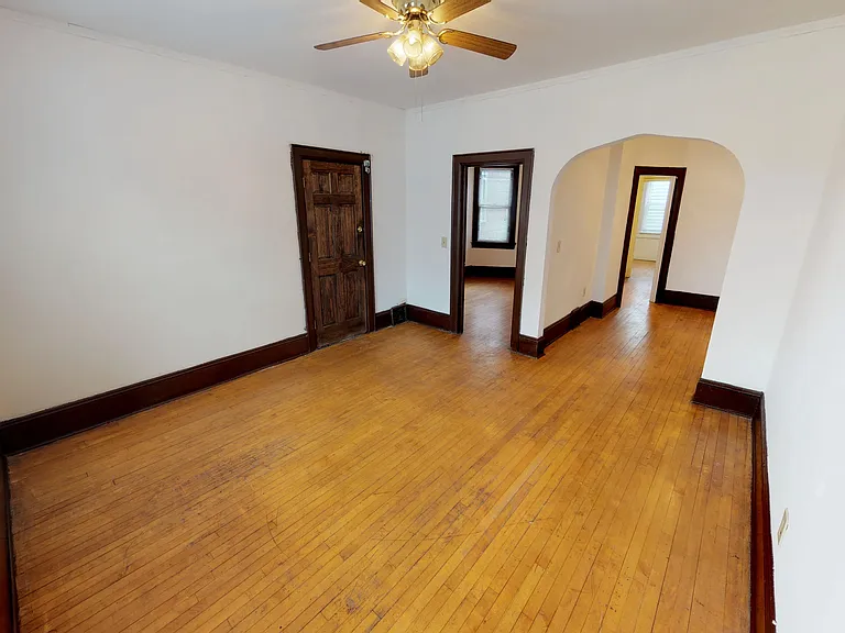 2303 N Oakland Ave — Photo 4