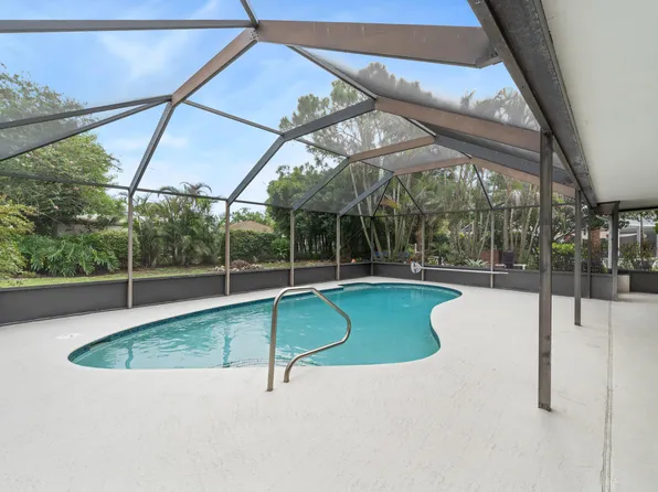 253 SW Cherryhill Road, Port St Lucie, FL 34953