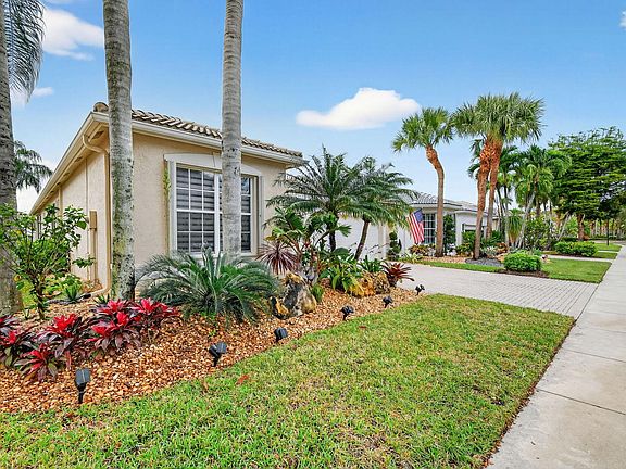 3rd image of 7821 Kingsley Palm Terrace