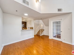 525 S Berendo St UNIT 405, Los Angeles, CA 90020